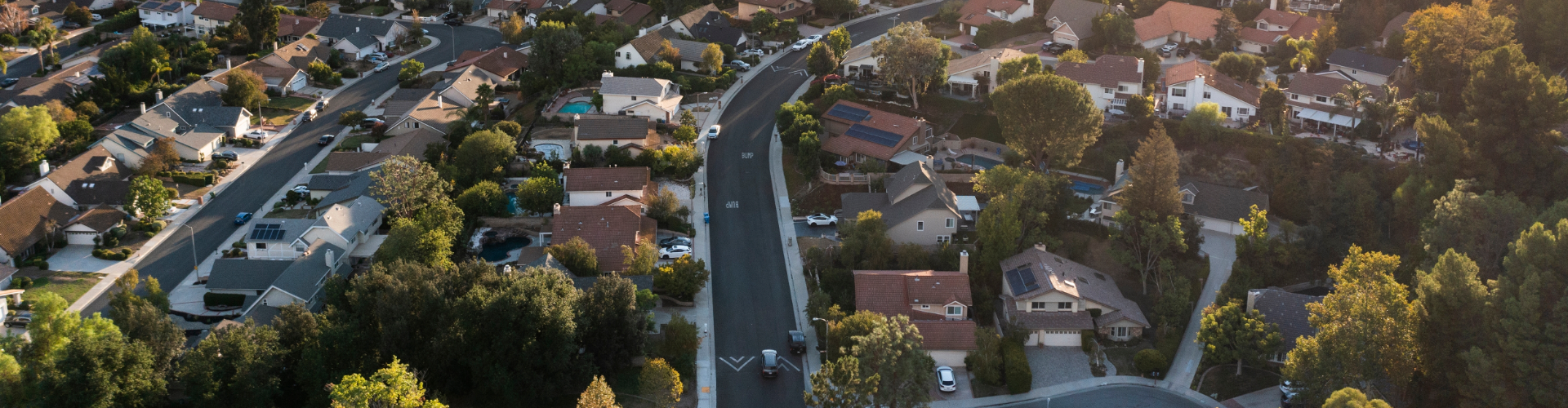 California Suburb 004 1920X500